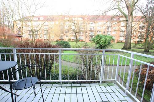 großer Balkon - 