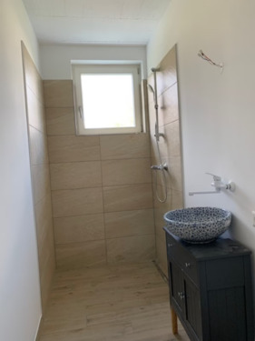 a92adc8d-4062-4fb4-a5bf-962cfbfccaa6 - 