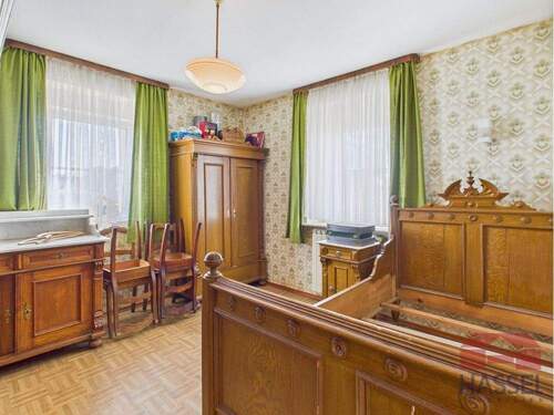 Mit angrenzendem Ankleidezimmer - 