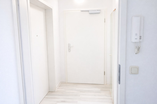 Flur zu den Einheiten 12 /12.0 - 4 Zimmer Etagenwohnung zum Kaufen in Erfurt