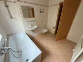 Badezimmer - 2 Zimmer Etagenwohnung zur Miete in Chemnitz