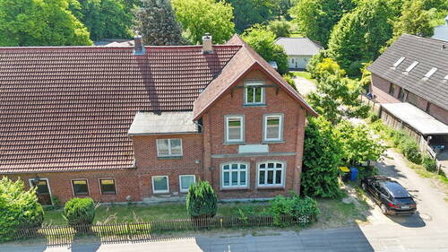 Front - 4 Zimmer Einfamilienhaus in Quickborn