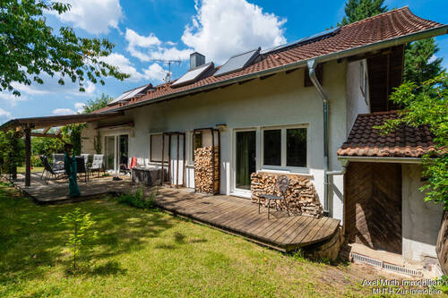 Terrassen im Garten - Einfamilienhaus mit 220,00 m² in Eppingen zum Kaufen