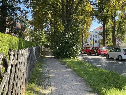 Anliegerstraße - 