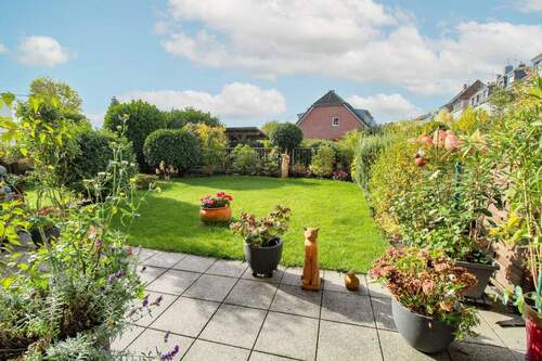 Garten - Einzigartige Gartenwohnung in Volmerswerth - nur wenige Schritte zum Rhein