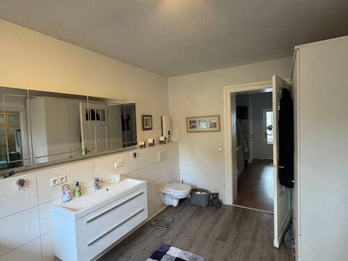 Badezimmer im 1. OG - 