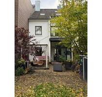 Charmantes Reihenmittelhaus in Düren mit tollem Garten