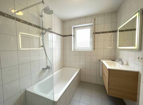 Einrichtungsbeispiel Bad - 