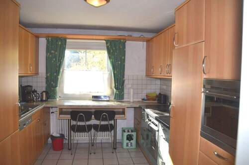 Einbauküche mit Elektrogeräten - 