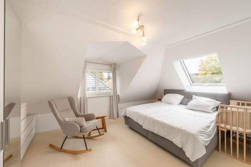 Schlafzimmer - 3 Zimmer Etagenwohnung in München