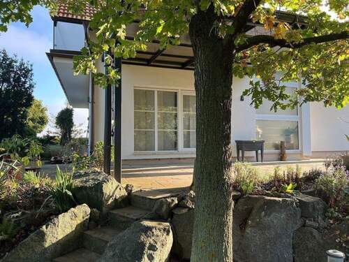 Blick auf die Terrasse - 