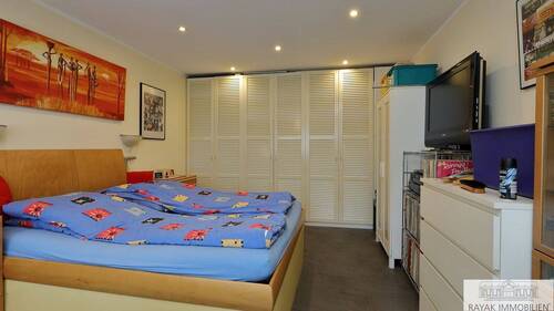 Schlafzimmer EG - 