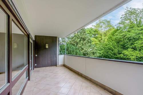 Balkon - 4 Zimmer Etagenwohnung in München