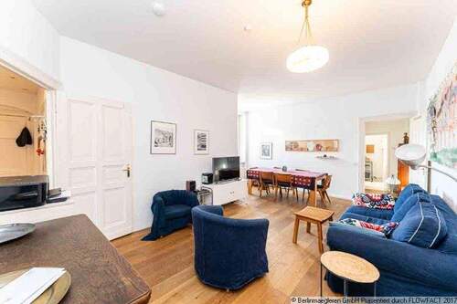 Wohnzimmer - 3 Zimmer Etagenwohnung zum Kaufen in Berlin