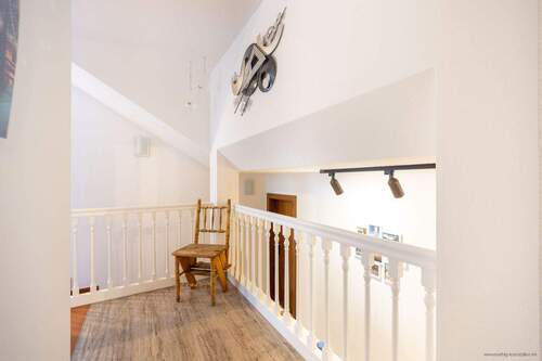 Einheit im Obergeschoss: gemütliche Galerie - 