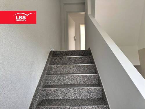 Eingangsberich - 2 Zimmer Etagenwohnung zum Kaufen in Gelsenkirchen