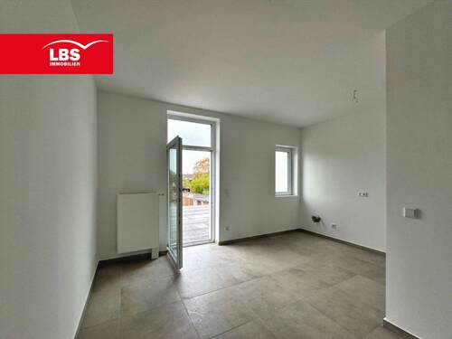 Küche und Essbereich und Terrassenzugang - 