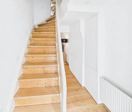 Flur EG - 6 Zimmer Doppelhaushälfte zum Kaufen in Oelde