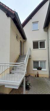 Zugang zur Wohnung - Etagenwohnung mit 75,00 m&sup2; in Jena zum Kaufen