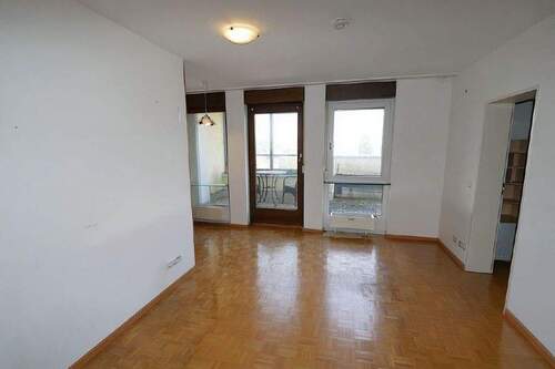 Bild1 - Schöne 2-Zimmer-Wohnung im Hahnweg, mit Einbauküche und TG-Stellplatz