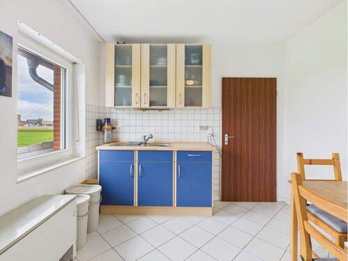 Ebenfalls mit kleinem Essbereich - 