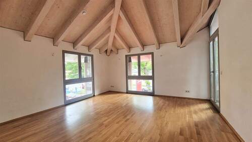 Wohnbereich - 2 Zimmer Etagenwohnung zur Miete in Bad Saarow