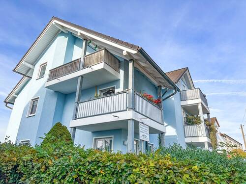 Außenansicht - +++ Top gepflegte 2-Raumwohnung mit Balkon und TG-Stellplatz in attraktiver Lage +++