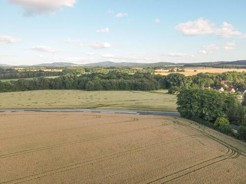 Grundstück mit Blick ins Oberlausitzer Bergland - Grundstück in Rothnaußlitz (Demnitz-Thumnitz)