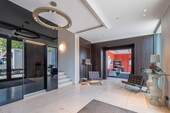Lobby - 