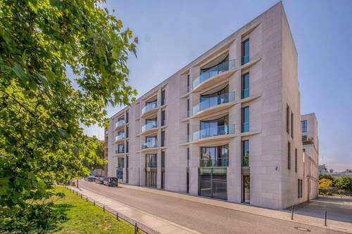 Hausansicht - 2 Zimmer Etagenwohnung zur Miete in Berlin