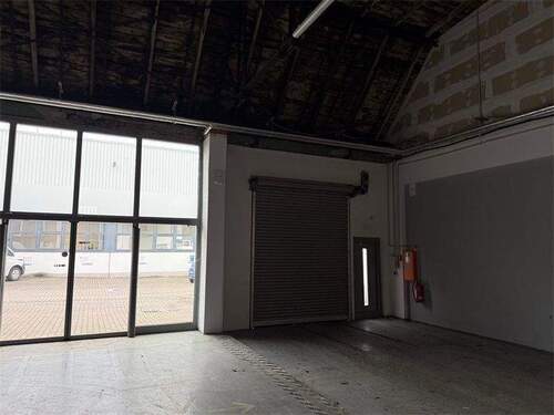 Eingangsbereich1 - Halle in Berlin