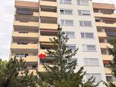 Ansicht West - 2 Zimmer Etagenwohnung zur Miete in Leonberg