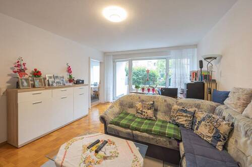 Wohnbereich - 3 Zimmer Etagenwohnung zum Kaufen in Germering