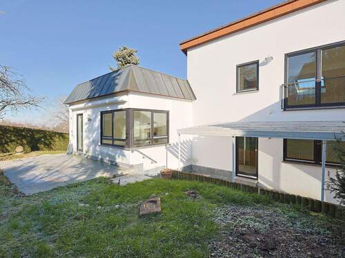 Zwei schöne, große Terrassen - 