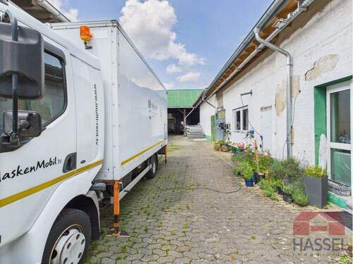 Platz für Ihre Firma - 