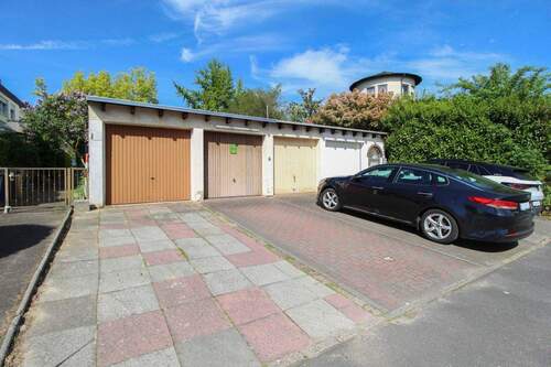 Garage - 