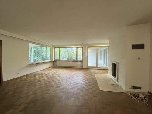 Wohnbereich - 1 Zimmer Einfamilienhaus zum Kaufen in Hofheim am Taunus