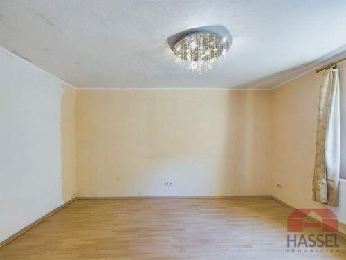 mit offenem Wohnzimmer - 