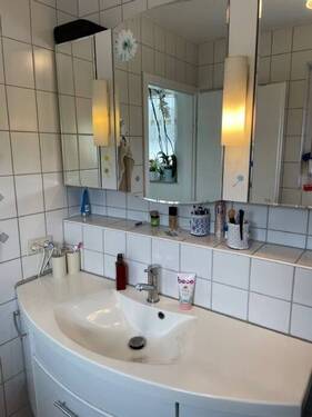 Helles Badezimmer - 