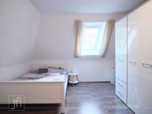 Schlafzimmer - Etagenwohnung mit 67,00 m&sup2; in Leer zur Miete