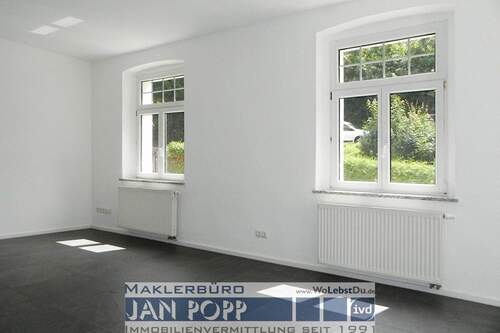 Wohnzimmer - 3 Zimmer Etagenwohnung zur Miete in Greiz