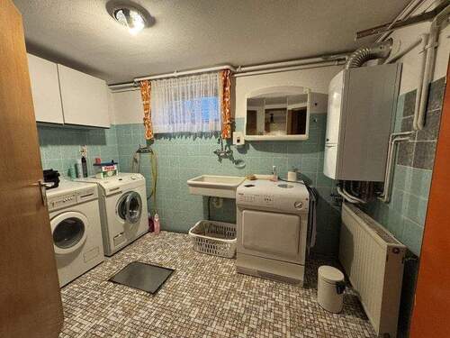 Hauswirtschaftsraum im Keller - 