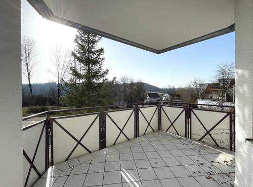 Balkon - 3 Zimmer Etagenwohnung in Lonsee