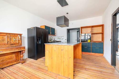 Einbauküche mit Kochinsel - Etagenwohnung mit 93,00 m&sup2; in Berlin zum Kaufen