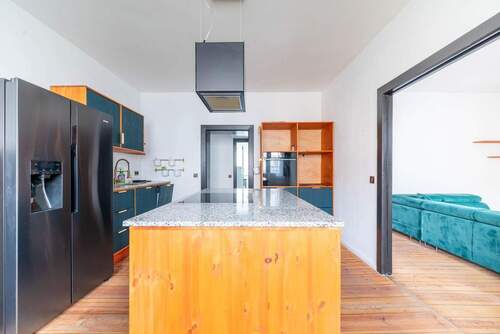 Einbauküche mit Insel - 