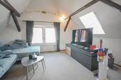 Wohnzimmer - 2 Zimmer Etagenwohnung zur Miete in Rodgau / Dudenhofen