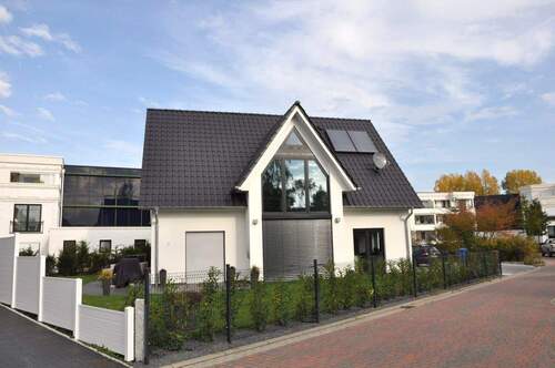 AMR Friesland Referenz - 5 Zimmer Einfamilienhaus zum Kaufen in Jade