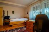 Schlafzimmer (2) -Erdgeschoss - 