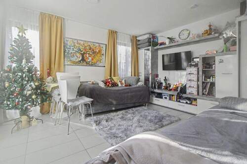 Schlaf- Wohnzimmer - 