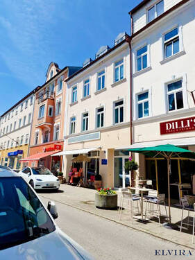 Bild 2 - Mehrfamilienhaus, Wohnhaus zum Kaufen in Traunstein